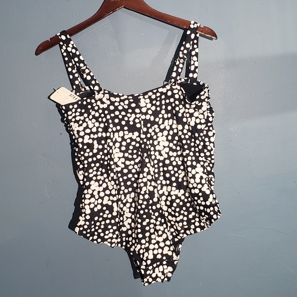 Swimsuit - Picture 2 of 2